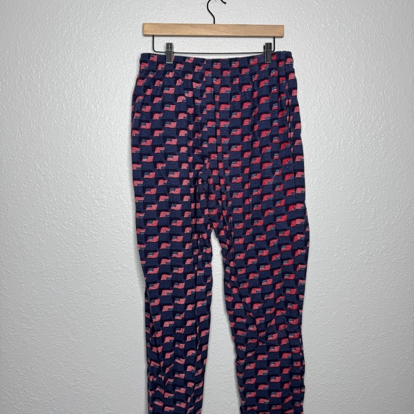 Pre- Owned Men's Club Room by charter club pajama pants with an American Flag - Picture 6 of 12